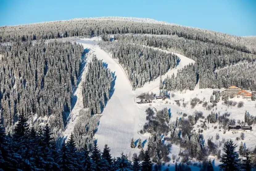 Pec pod Sněžkou widok góry