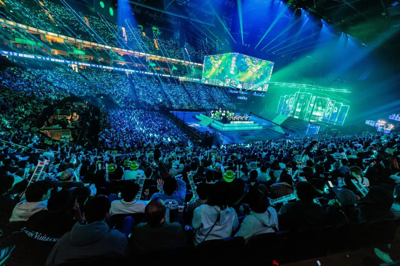 League of Legends esports crowd