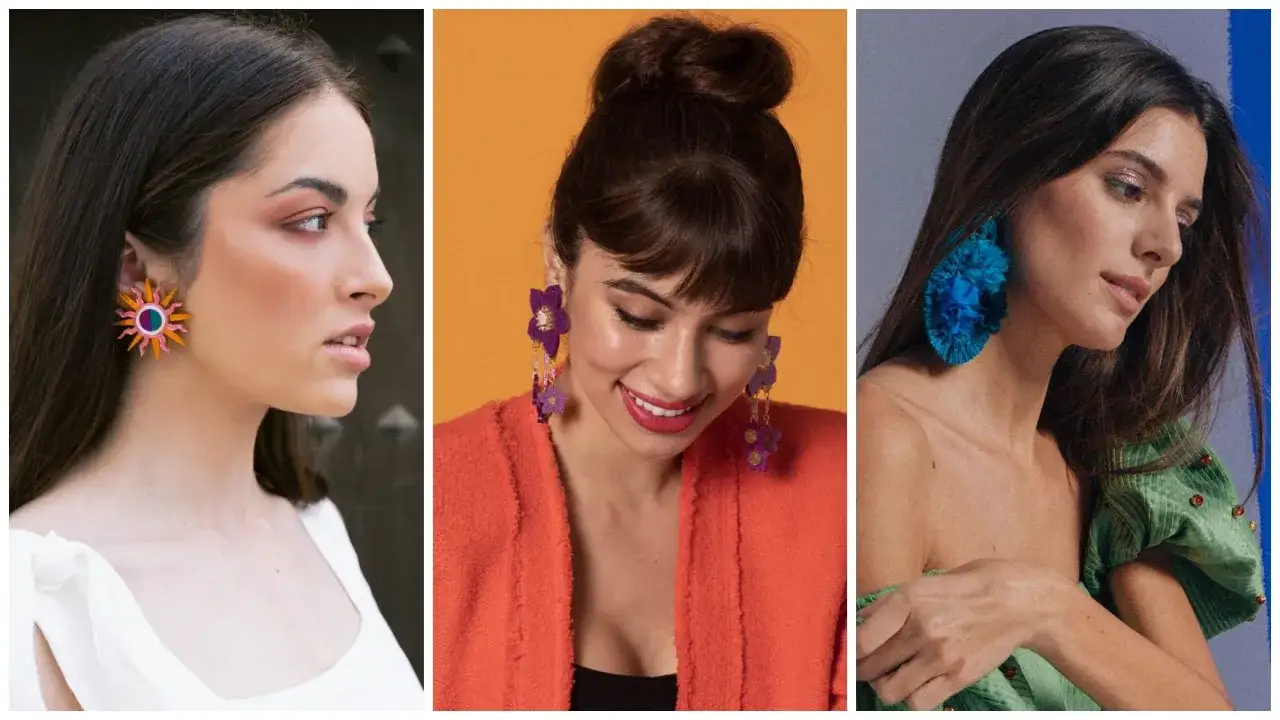 Tres mujeres lucen pendientes llamativos: sol naranja y rosa, flores moradas y pompón azul. ¡Un estilo choni que no pasa desapercibido!