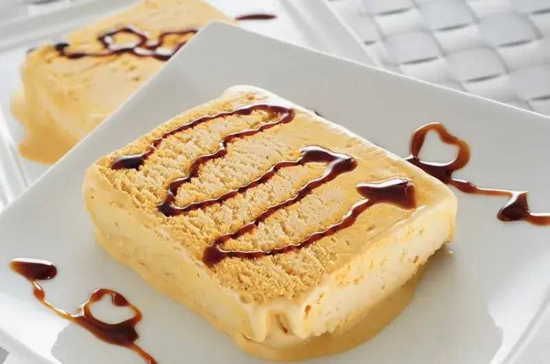 Helado de turrón casero