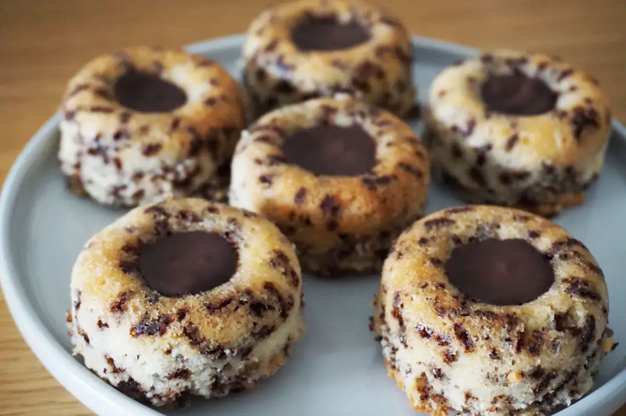 Six mini moelleux au chocolat, parfaits pour le batch cooking du go&ucirc;ter.