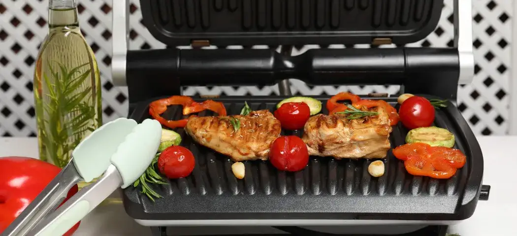 grillowane mięsa na grillu elektrycznym