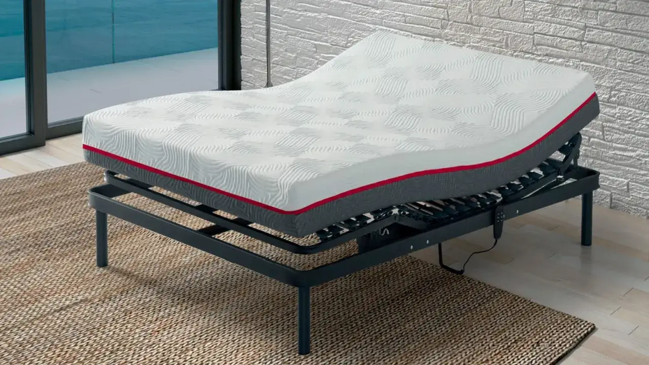 Lit électrique avec matelas mémoire de forme, offrant un confort personnalisé et un soutien optimal pour un sommeil réparateur.