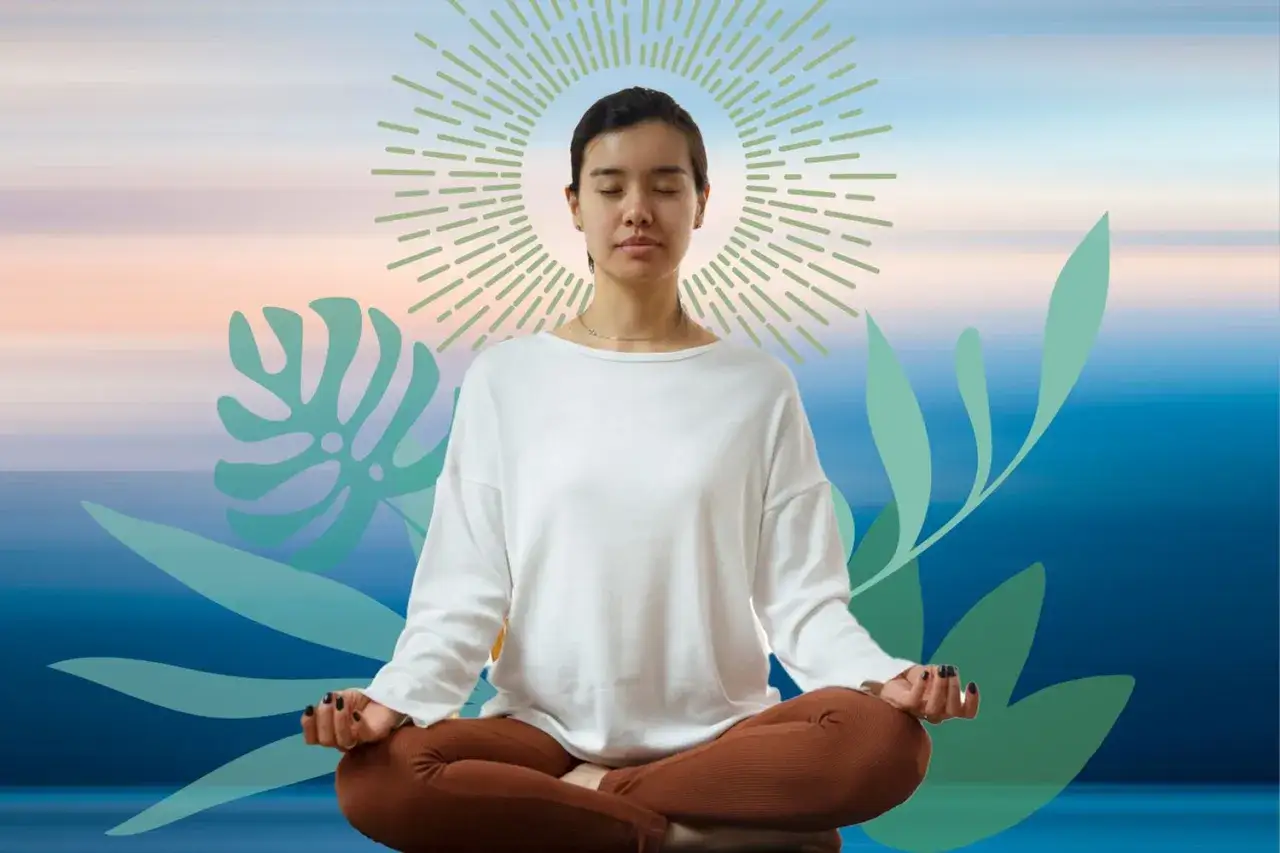 Frau in Lotussitz, umgeben von Pflanzen und einem strahlenden Kreis. Die Meditation wirkt beruhigend und zentrierend.