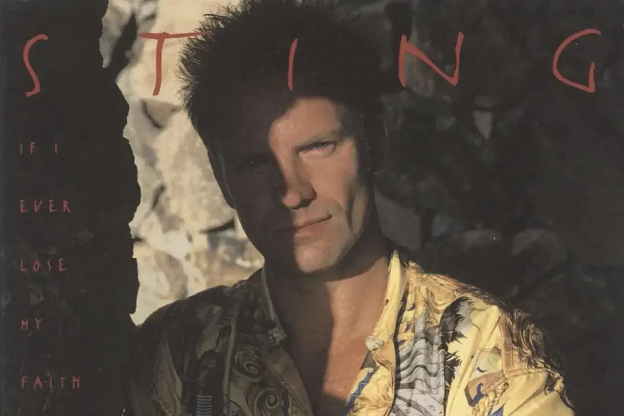 Sting na okładce albumu 