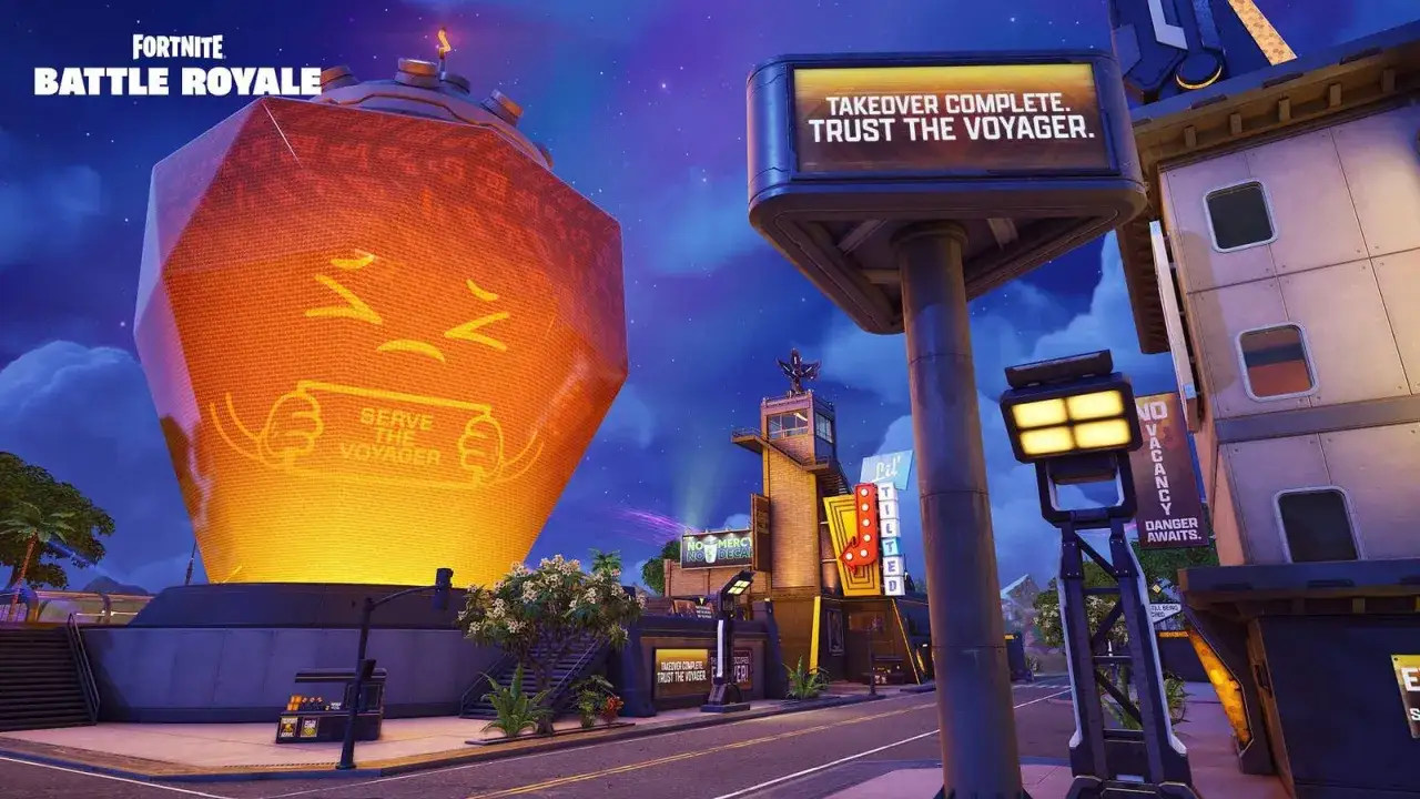 Fortnite Season 3: Ein riesiger, leuchtender Voyager-Kopf dominiert die Szene. 