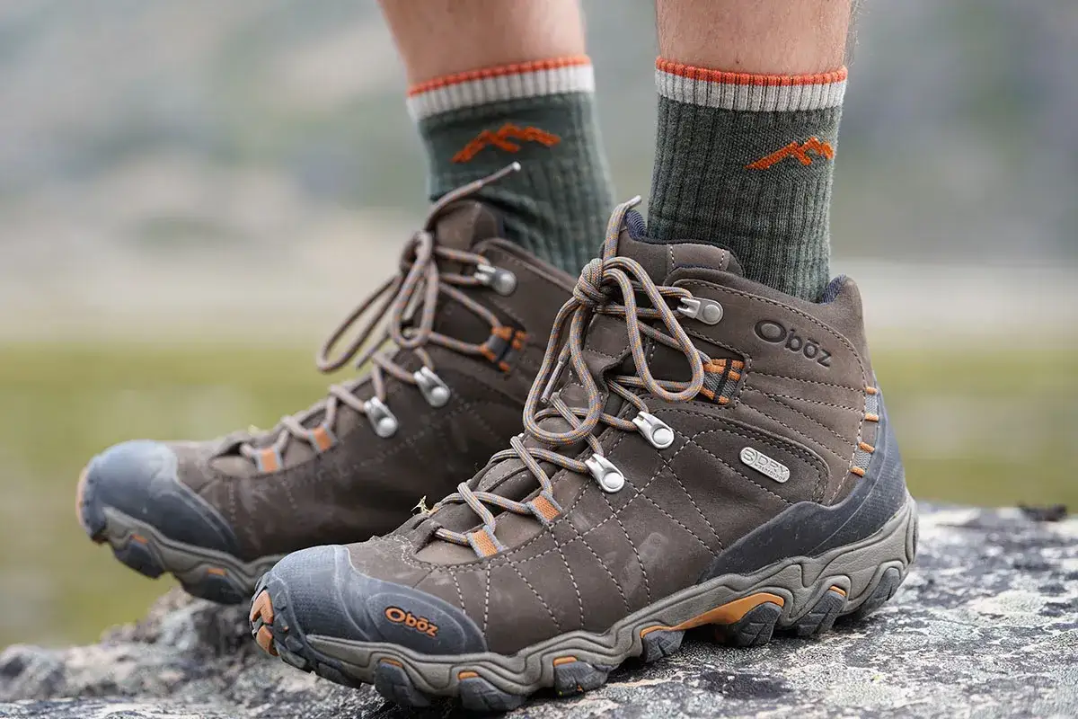 Skarpety w góry i buty trekkingowe Oboz gotowe na przygodę.
