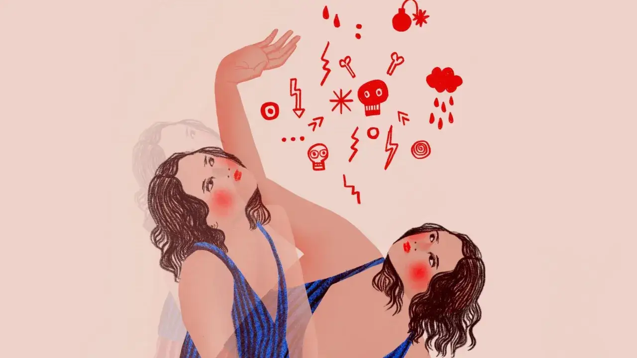 Een vrouw met rode wangen en donker haar, omringd door rode symbolen zoals bommen en schedels. Ze lijkt te worstelen met kritiek, hoe noem je iemand die altijd kritiek heeft?