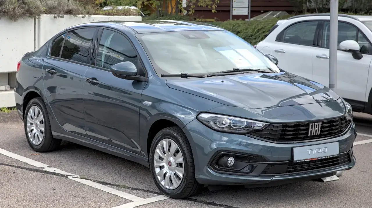 Fiat Tipo Sedan różne wersje silnikowe