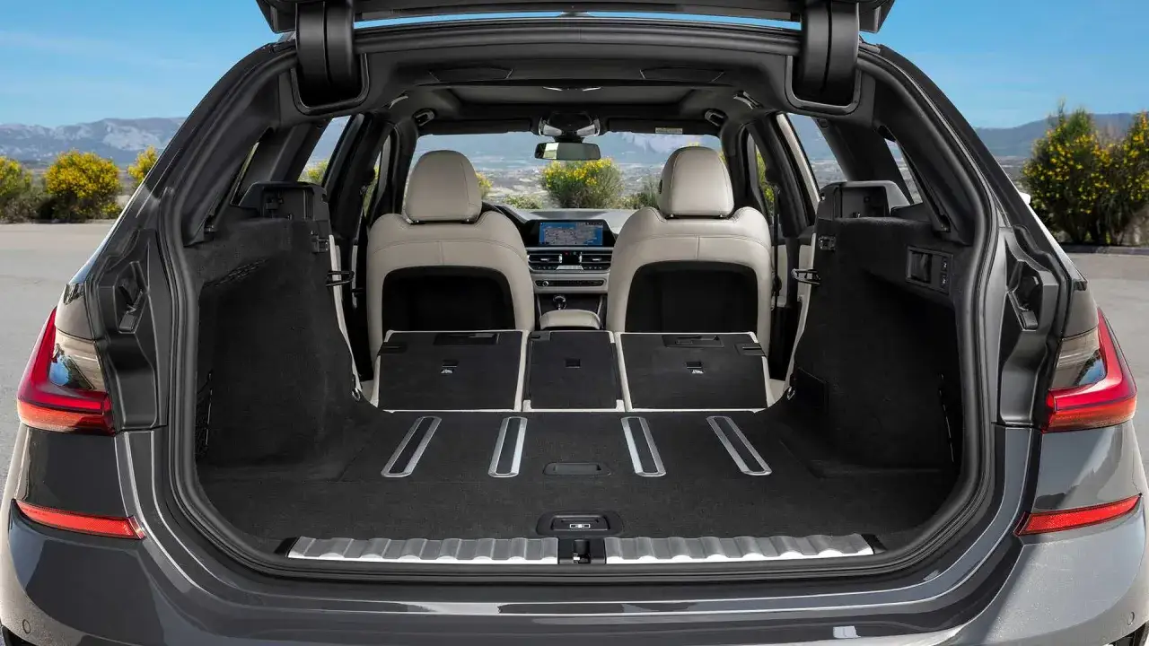 BMW Serii 3 Touring G21 bagażnik