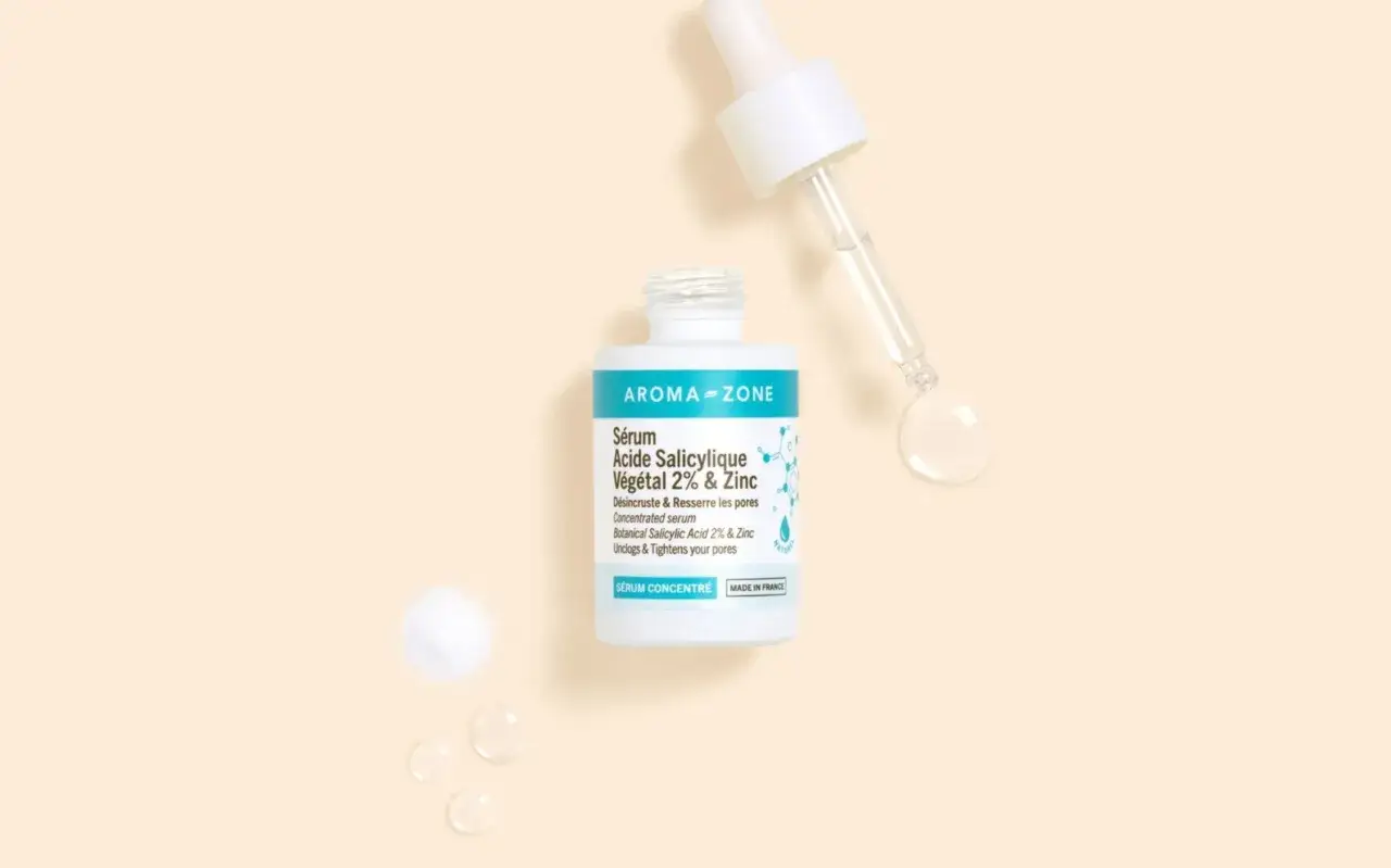 Sérum Aroma-Zone pour le visage, idéal pour lutter contre le point noir et resserrer les pores.