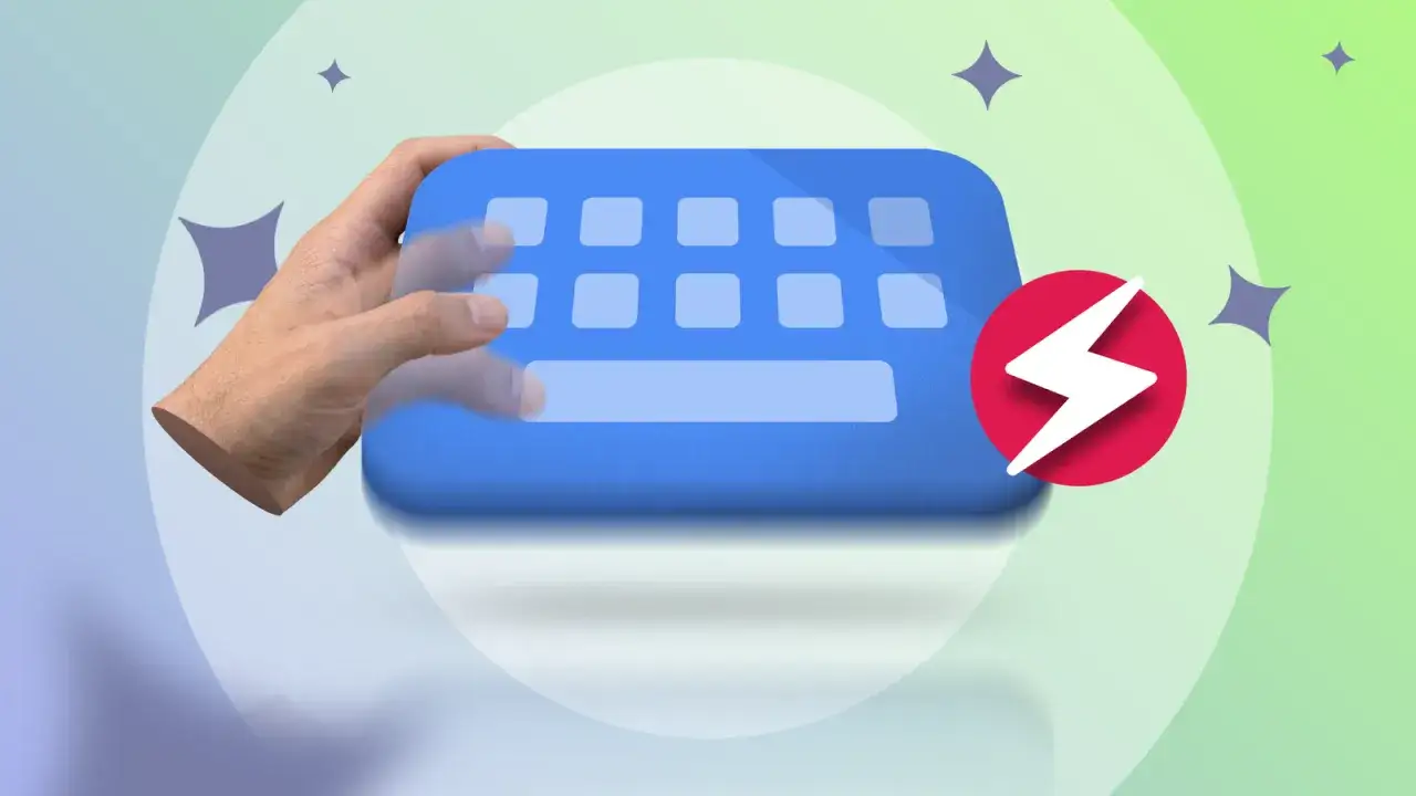 Ręka dotyka niebieskiej klawiatury, obok której widnieje czerwone kółko z białym błyskawicą. To symbol Gboard – co to za klawiatura?