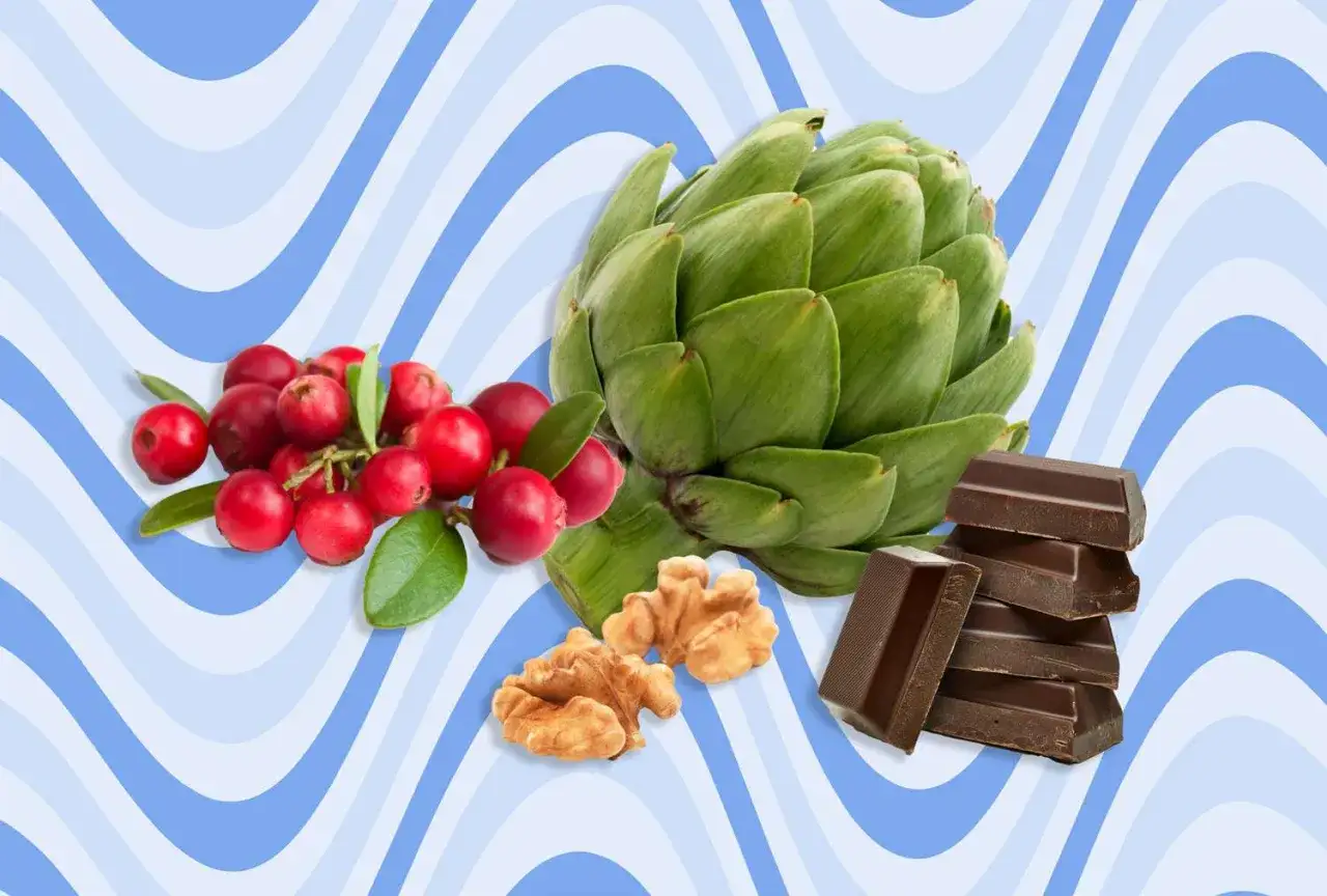 Karoliny, karczoch, orzechy i gorzka czekolada – naturalne produkty bogate w polifenole.