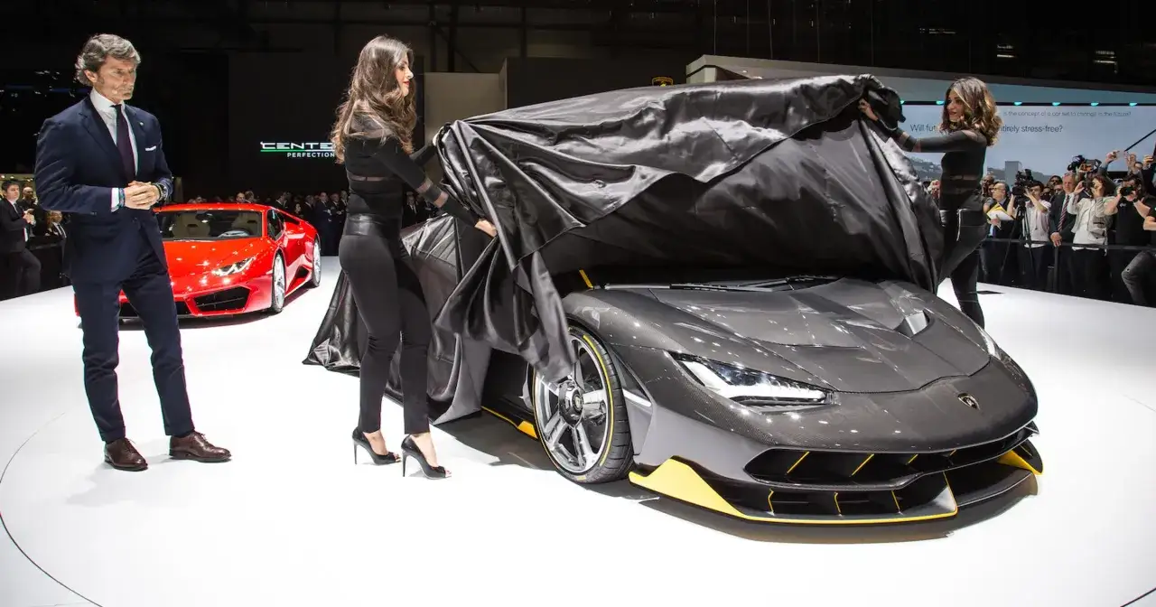Lamborghini Centenario na aukcji samochodów luksusowych