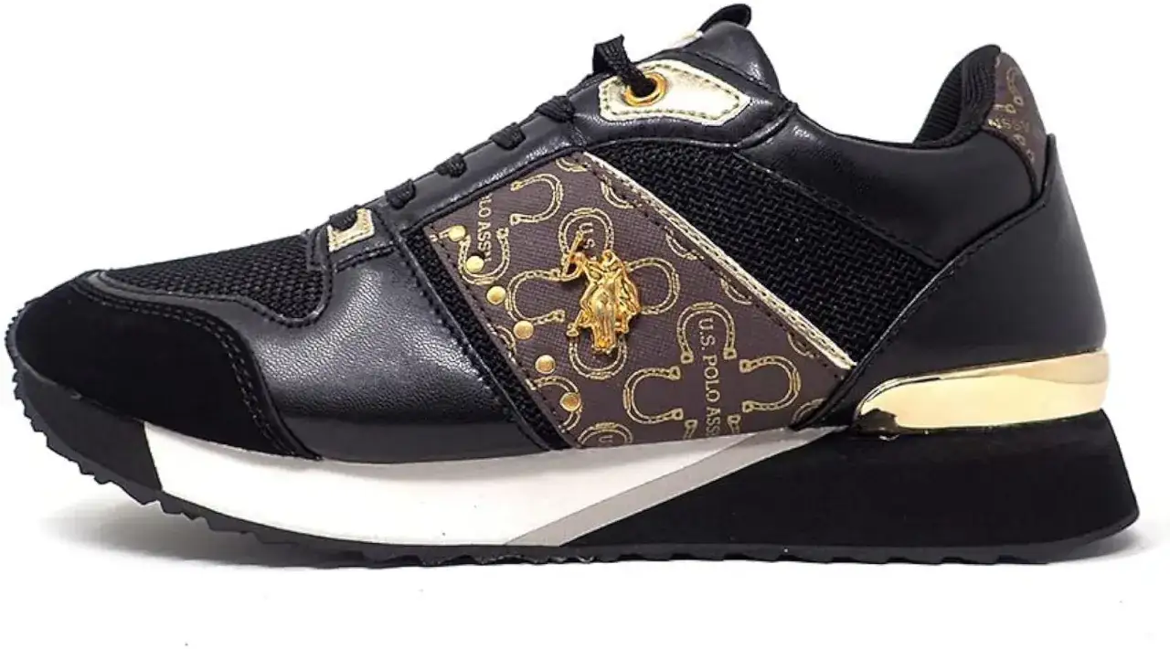 Scarpe da donna U.S. Polo Assn. nere con dettagli dorati e logo iconico. Perfette per un look casual chic.