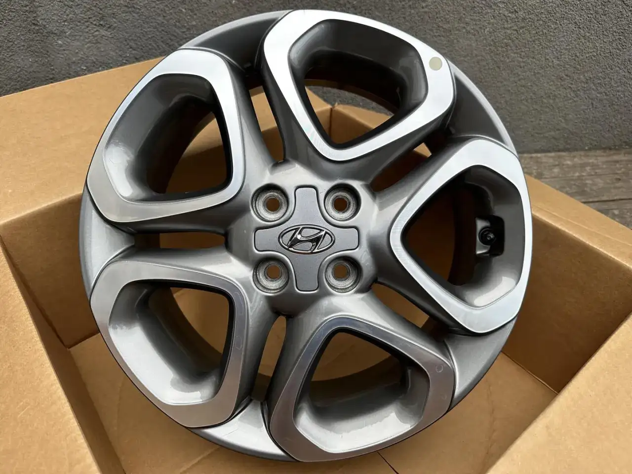 Felga Hyundai i20, idealna do wyboru odpowiedniego rozmiaru opon.