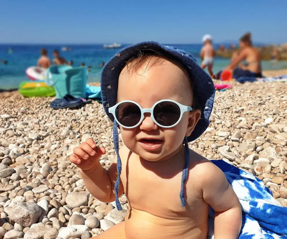 dzieci na plaży chorwacja akcesoria