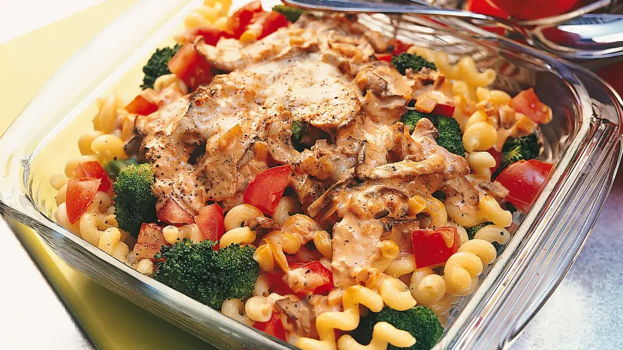 Gratin de pâtes végétarien aux légumes de saison