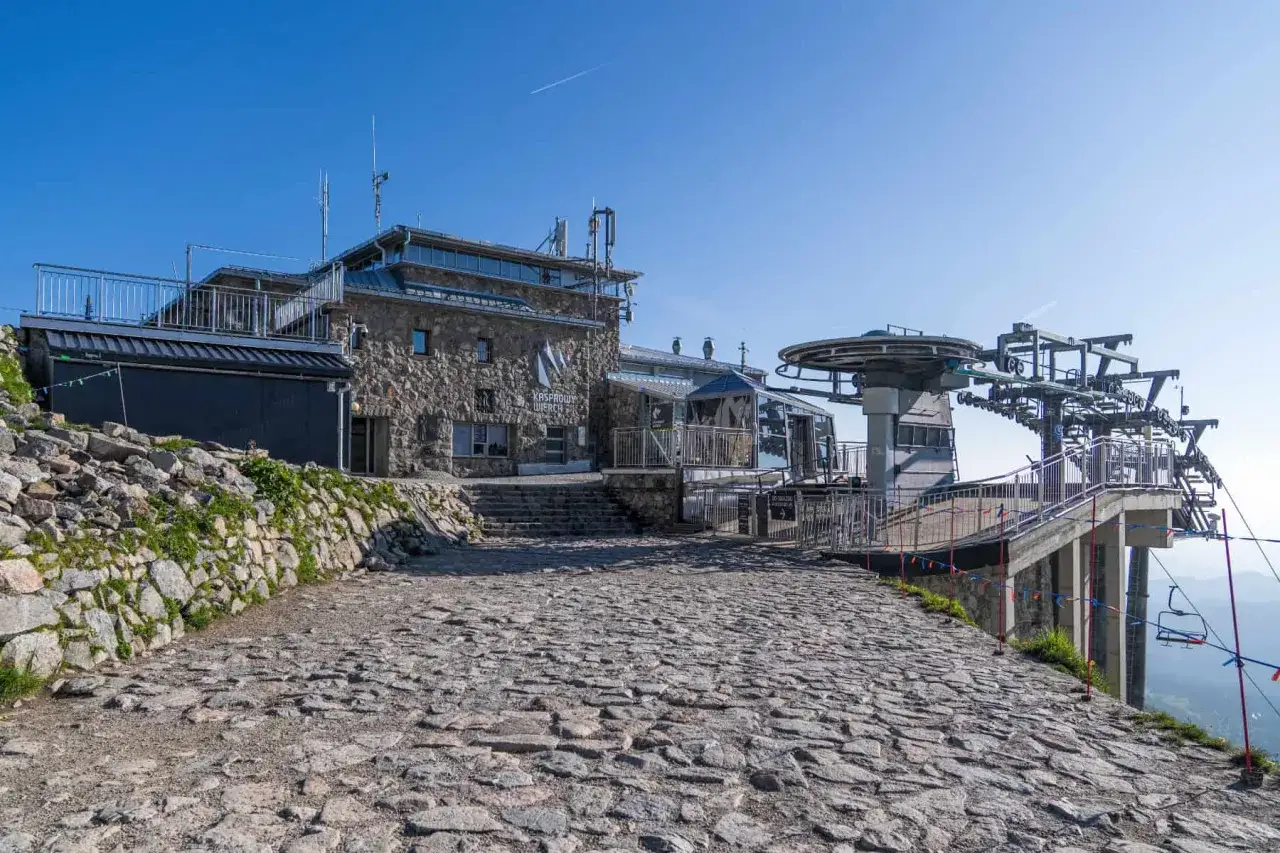 Restauracja Poziom 1959 Kasprowy Wierch widok zewnętrzny