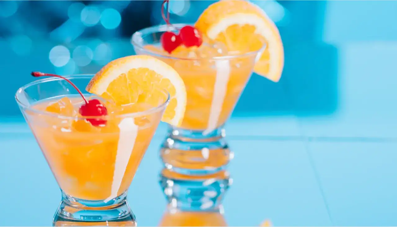 screwdriver drink, sex on the beach cocktail, harvey wallbanger