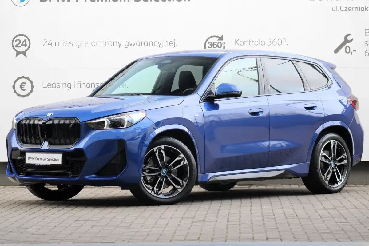 Niebieskie BMW iX1 na sprzedaż. Sprawdź atrakcyjną bmw ix1 cena i ofertę leasingu. Gwarancja 24 miesiące.