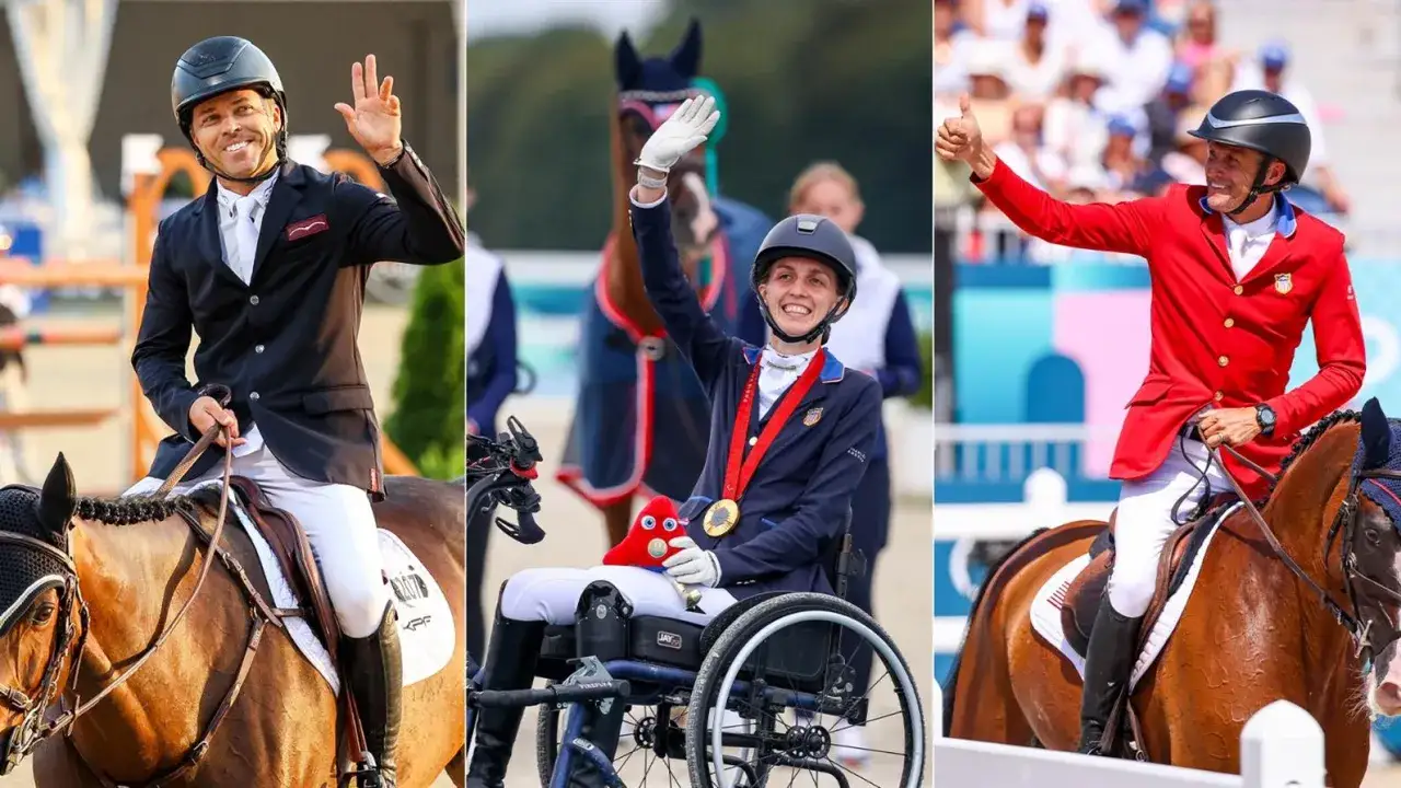 Trois cavaliers en tenue d'apparat, dont une en fauteuil roulant, célèbrent leurs victoires. Ils font partie des top 10 cavaliers mondiaux CSO.