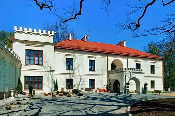 Zdjęcie Zamek w Dubiecku: Historia, tajemnice i atrakcje, które musisz poznać