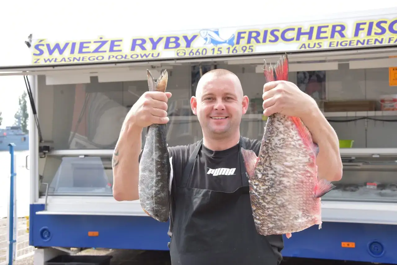 świeża ryba z kutra Brzeźno