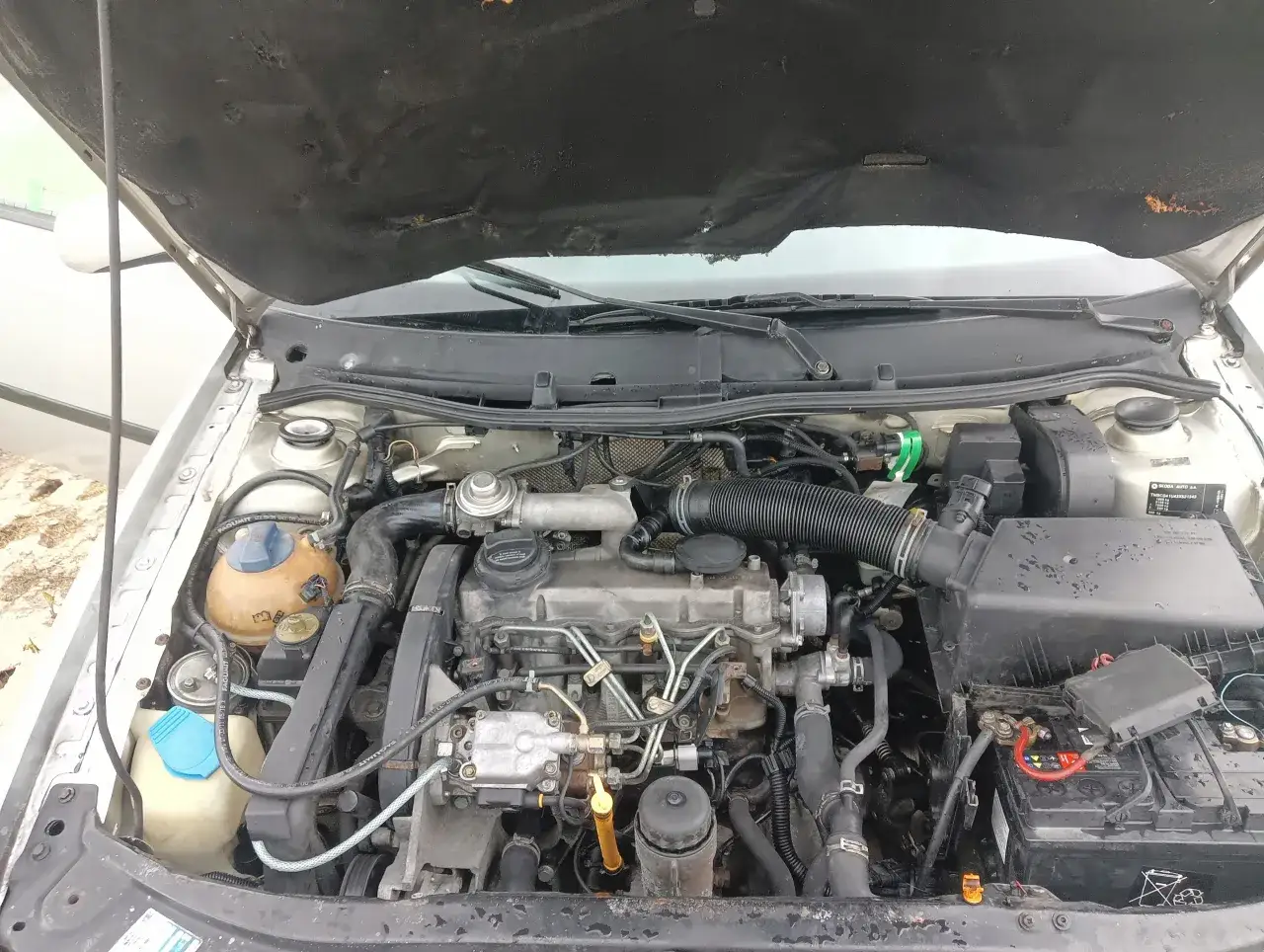 Skoda Octavia 1.9 TDI wlepka bagażnik kod silnika BXE BLS
