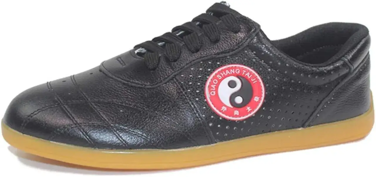 Scarpa nera da wushu uomo con suola in gomma e simbolo Taiji.