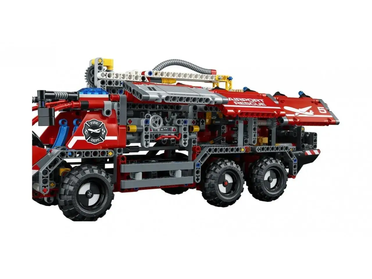 Czerwony wóz strażacki z serii **Lego 42068** z napisem 