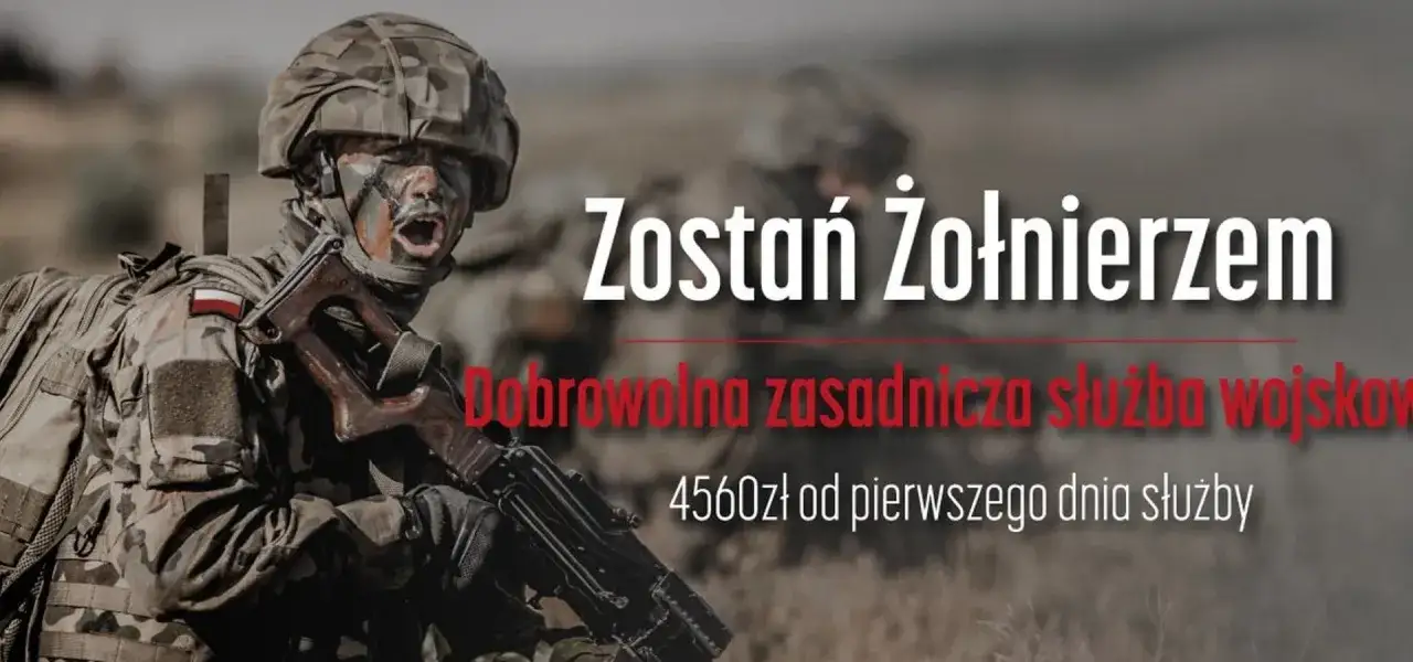 Żołnierz z karabinem, gotowy do akcji. Zostań żołnierzem! Dobrowolna zasadnicza służba wojskowa to szansa na rozwój i 4560 zł od pierwszego dnia.