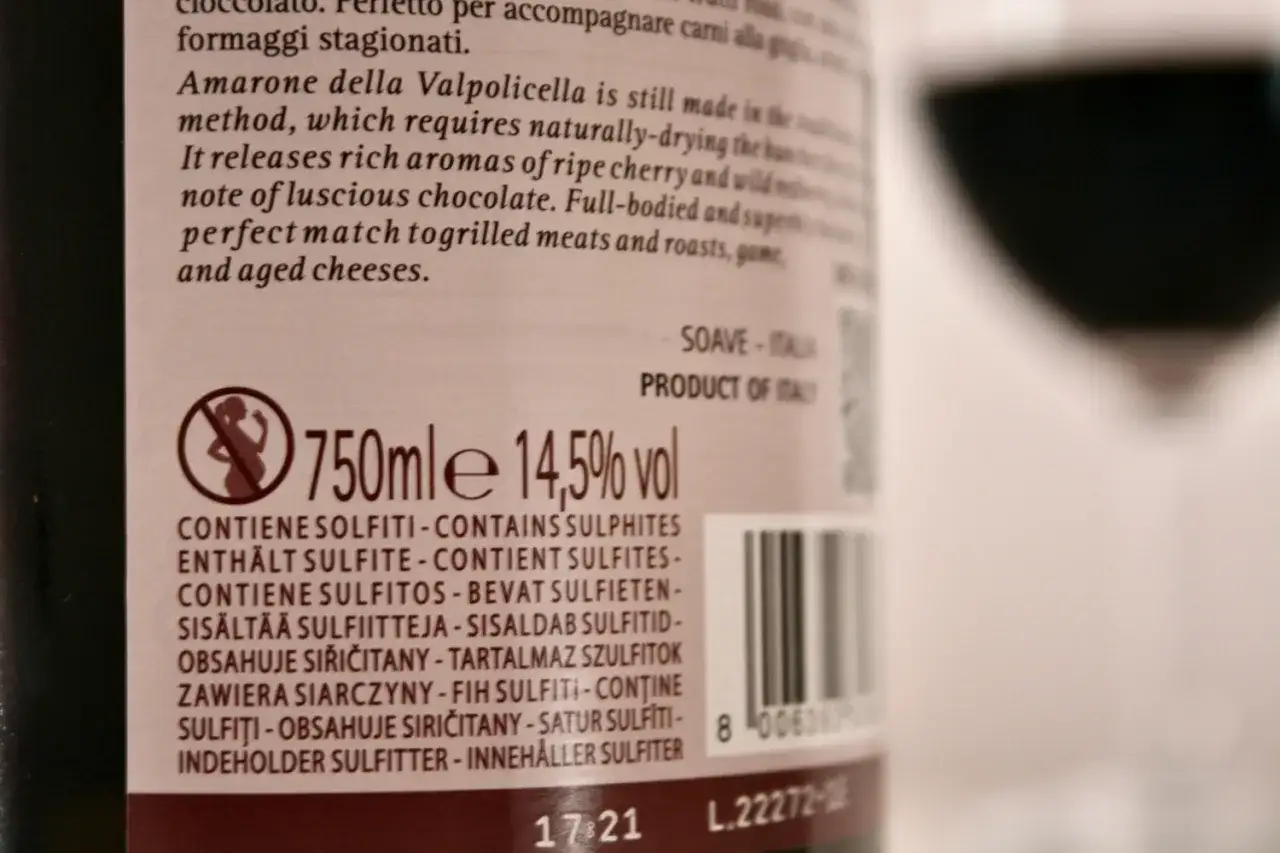 Etichetta di vino Amarone della Valpolicella, 14,5% vol, con indicazione