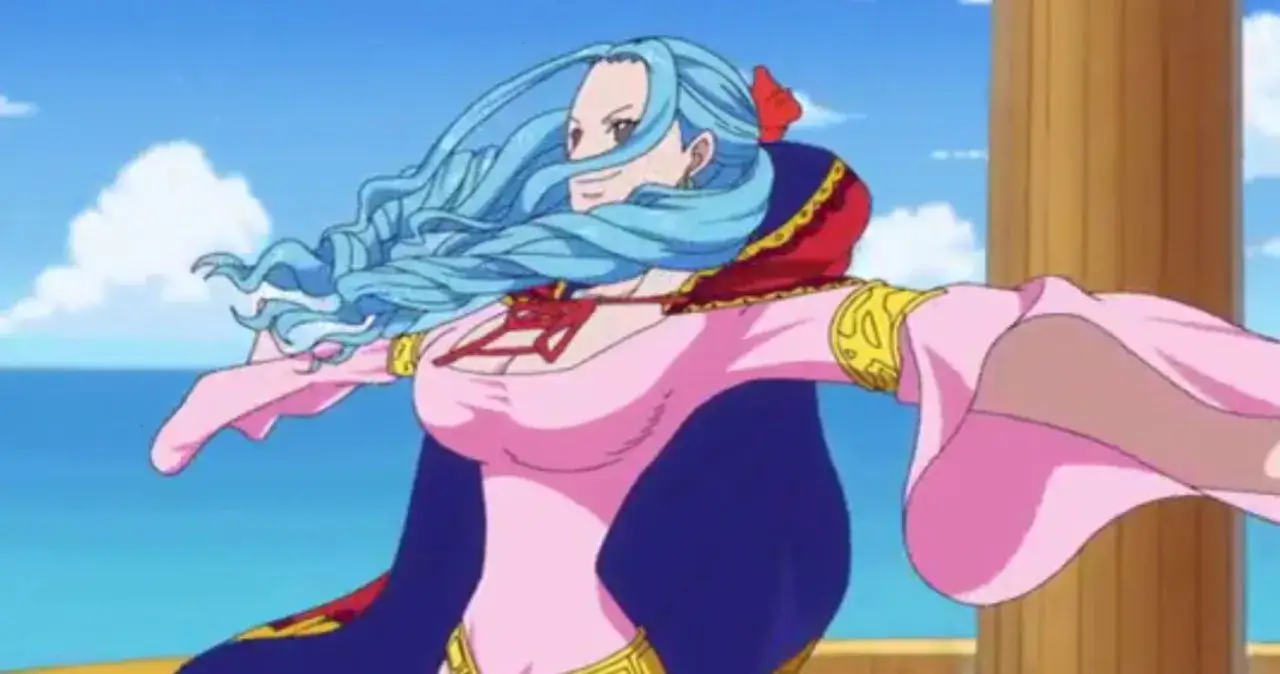 Miss Wednesday aus One Piece mit wallendem blauem Haar und einem pinken Kleid, bereit f&uuml;r ein Abenteuer am Meer.