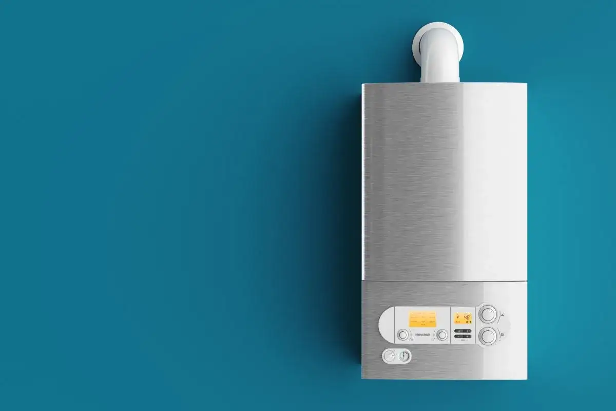 Caldaia a condensazione moderna, simbolo di efficienza e risparmio energetico per la tua casa.