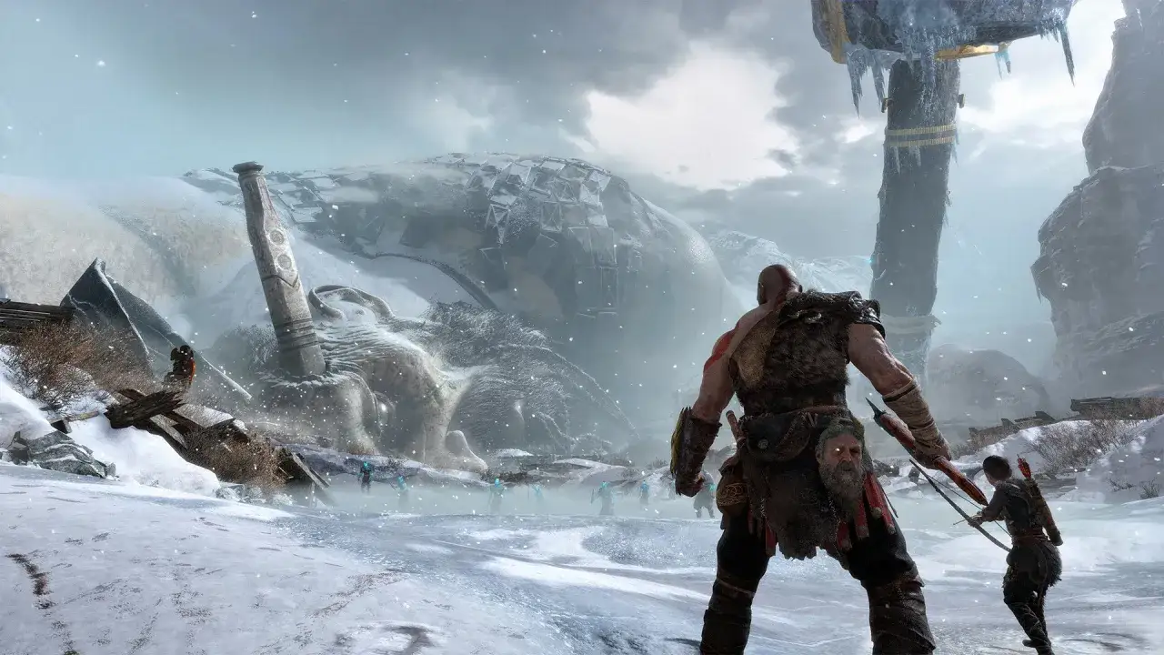 Kratos i Atreus w śnieżnej krainie, gotowi do walki. W tle gigantyczny, zamarznięty przeciwnik, symbol potęgi w świecie **God of War**.