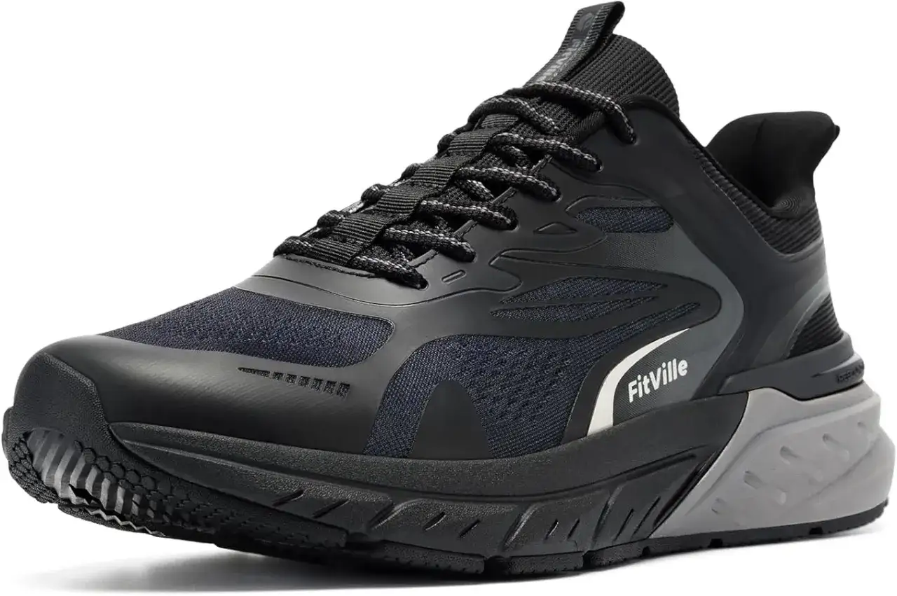 Zapatilla deportiva negra FitVille, ideal como mejor calzado para caminar, con suela gruesa y diseño moderno.