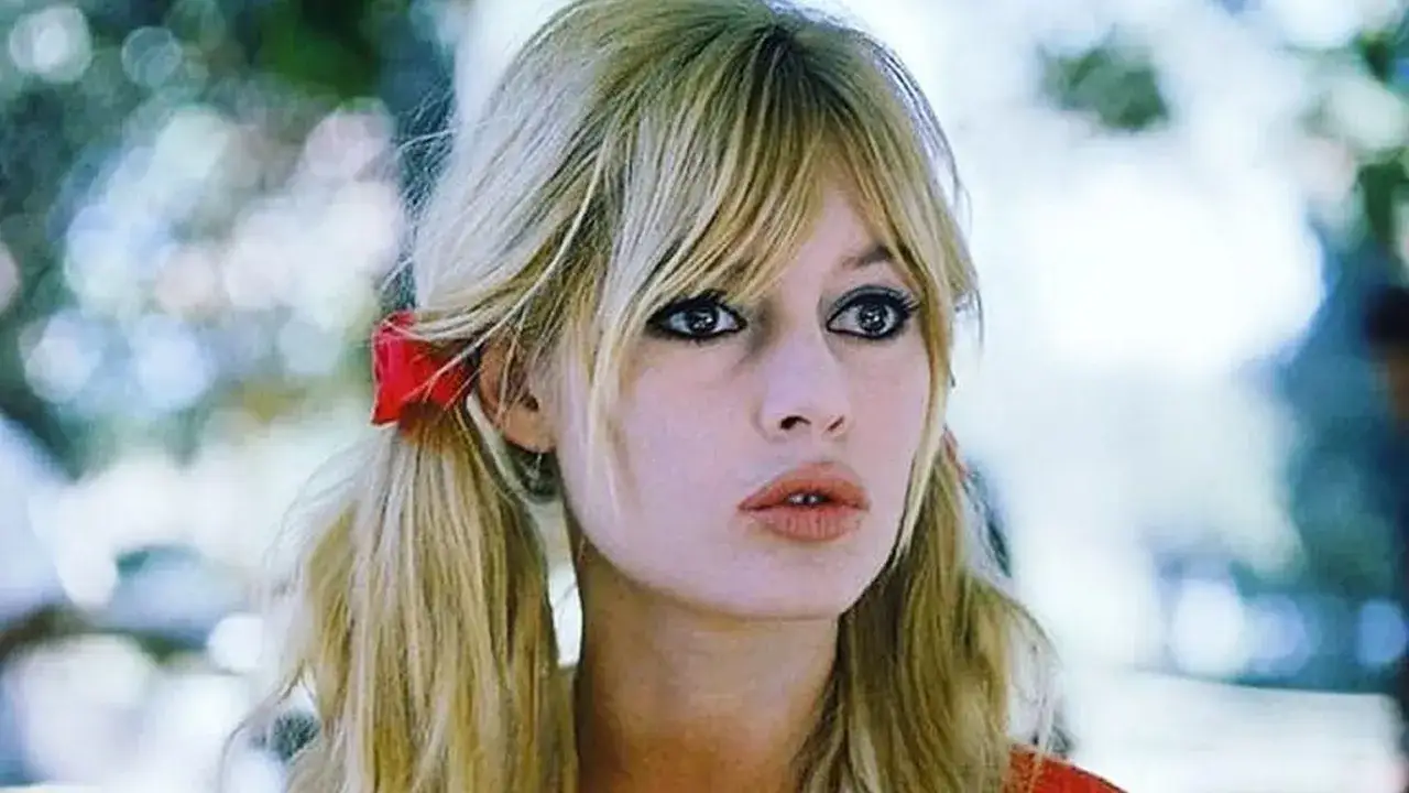Fryzura Brigitte Bardot tutorial