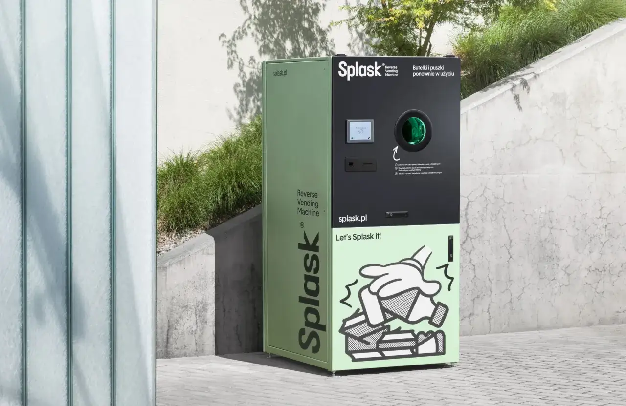 Automat Splask do zwrotu butelek i puszek. Zwróć opakowania i odzyskaj kaucję za puszki.