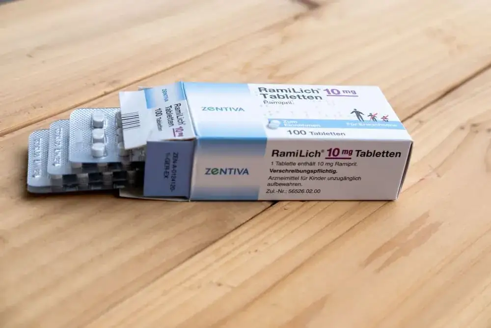 leki przeciwzakrzepowe tabletki zastrzyki