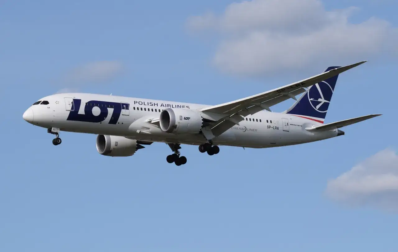 Boeing 787 Dreamliner PLL LOT