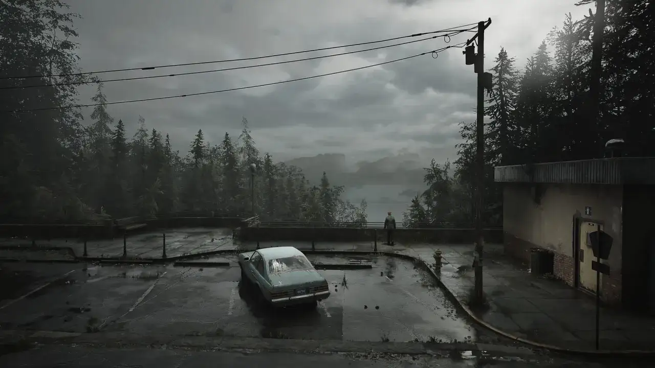Mroczny parking, opuszczony samochód i samotna postać na tle mglistego jeziora i lasu. Klimat jak z **Silent Hill remake**.