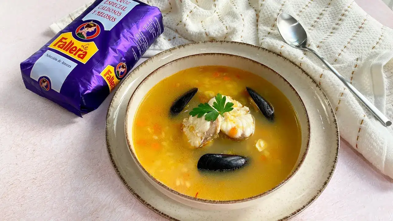 Zdjęcie Sopa de pescado canaria con arroz: el secreto para un sabor aut&eacute;ntico