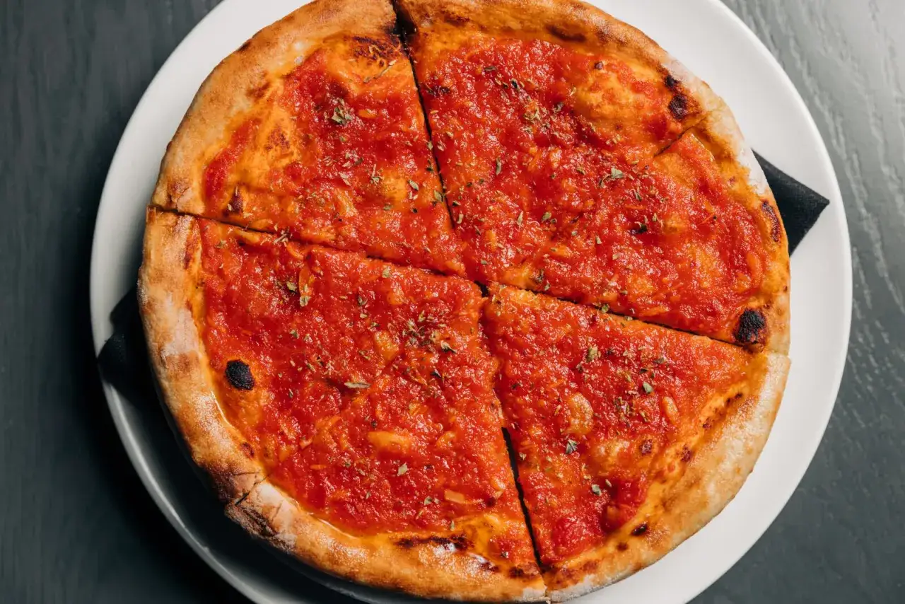 pizza rossa ingredients