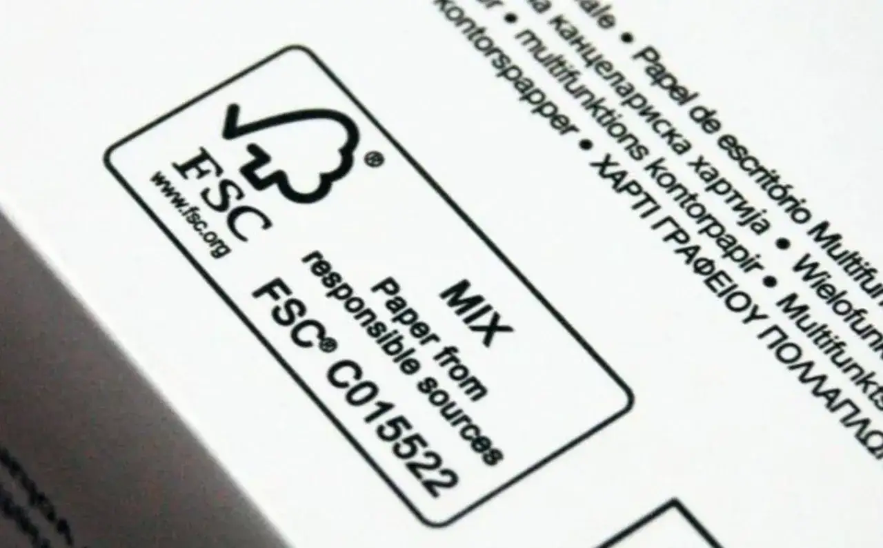 Eko papier z certyfikatem FSC, gwarancja odpowiedzialnego pozyskiwania surowców.