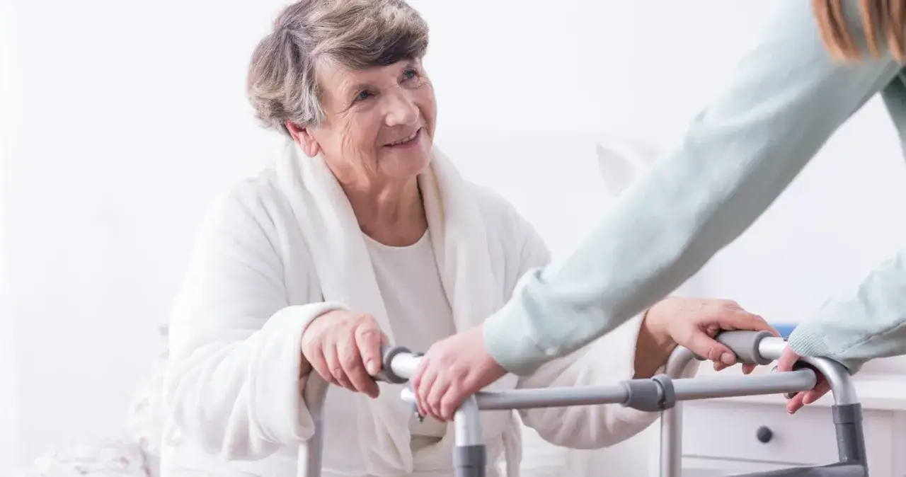 opieka nad seniorami rehabilitacja