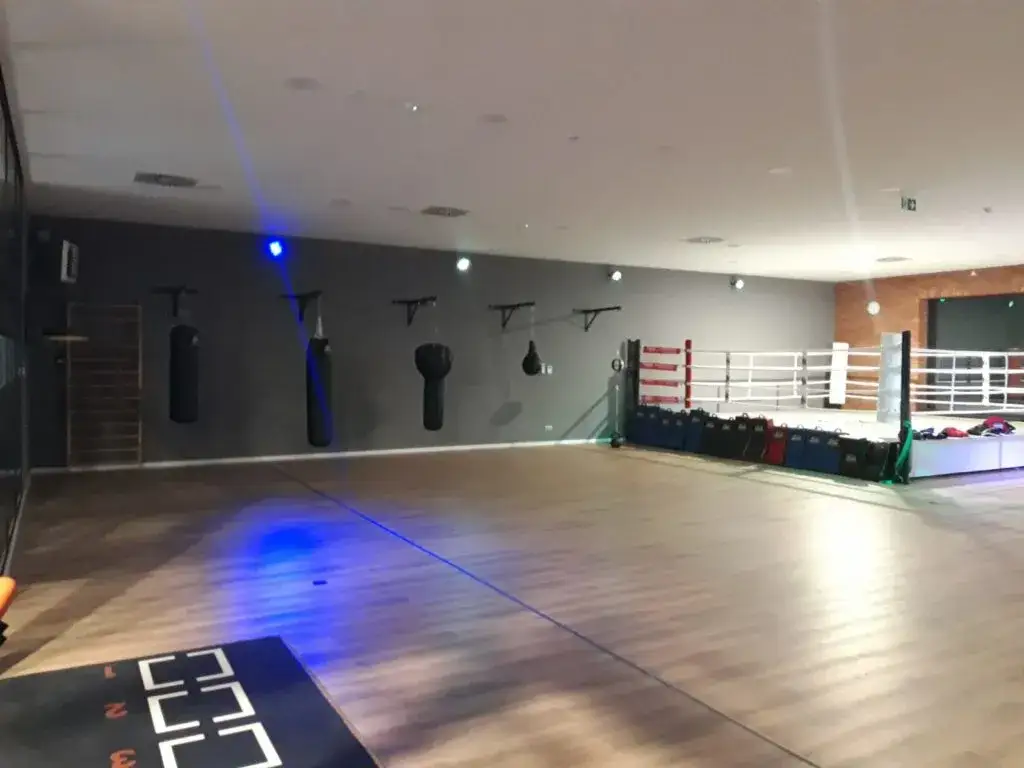crossfit box kraków wnętrze trening