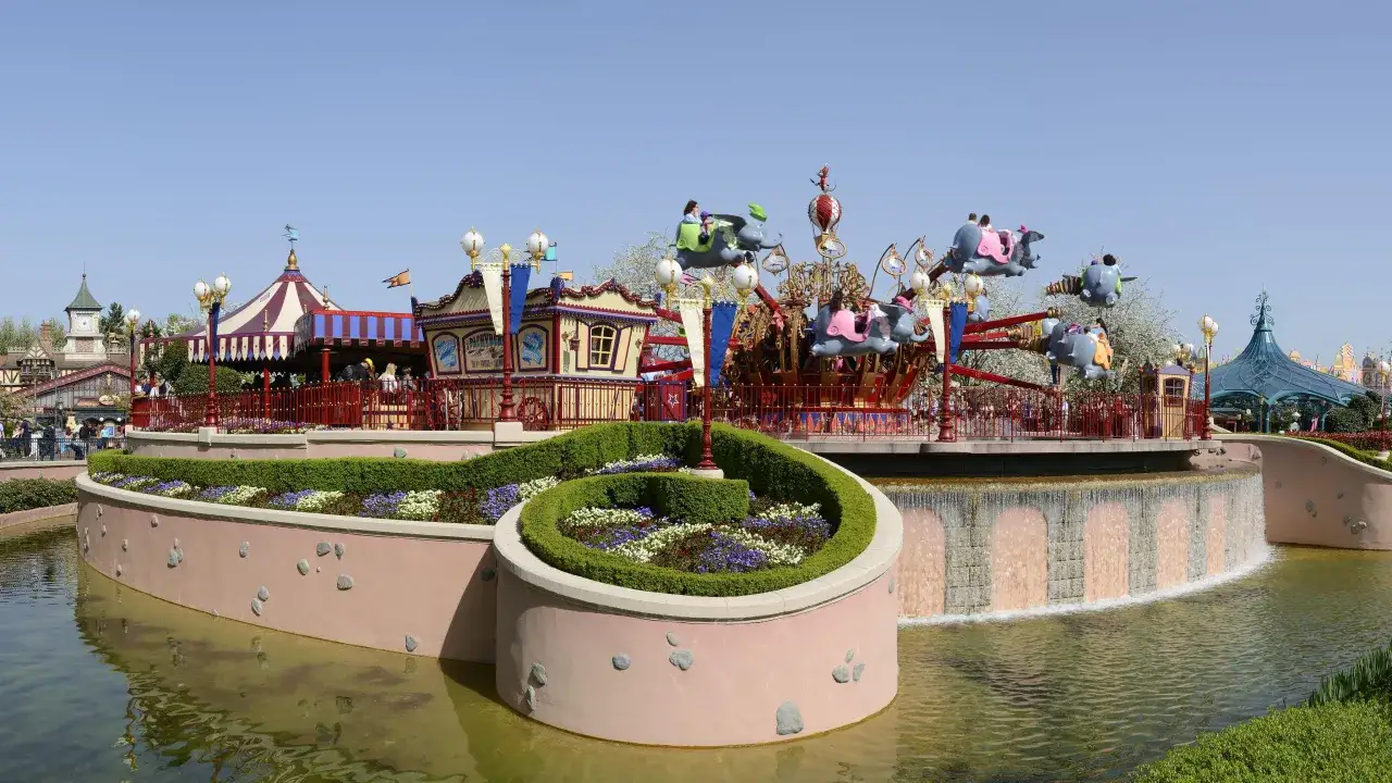 Disneyland Paris Dumbo Flying Elephant Fantasyland