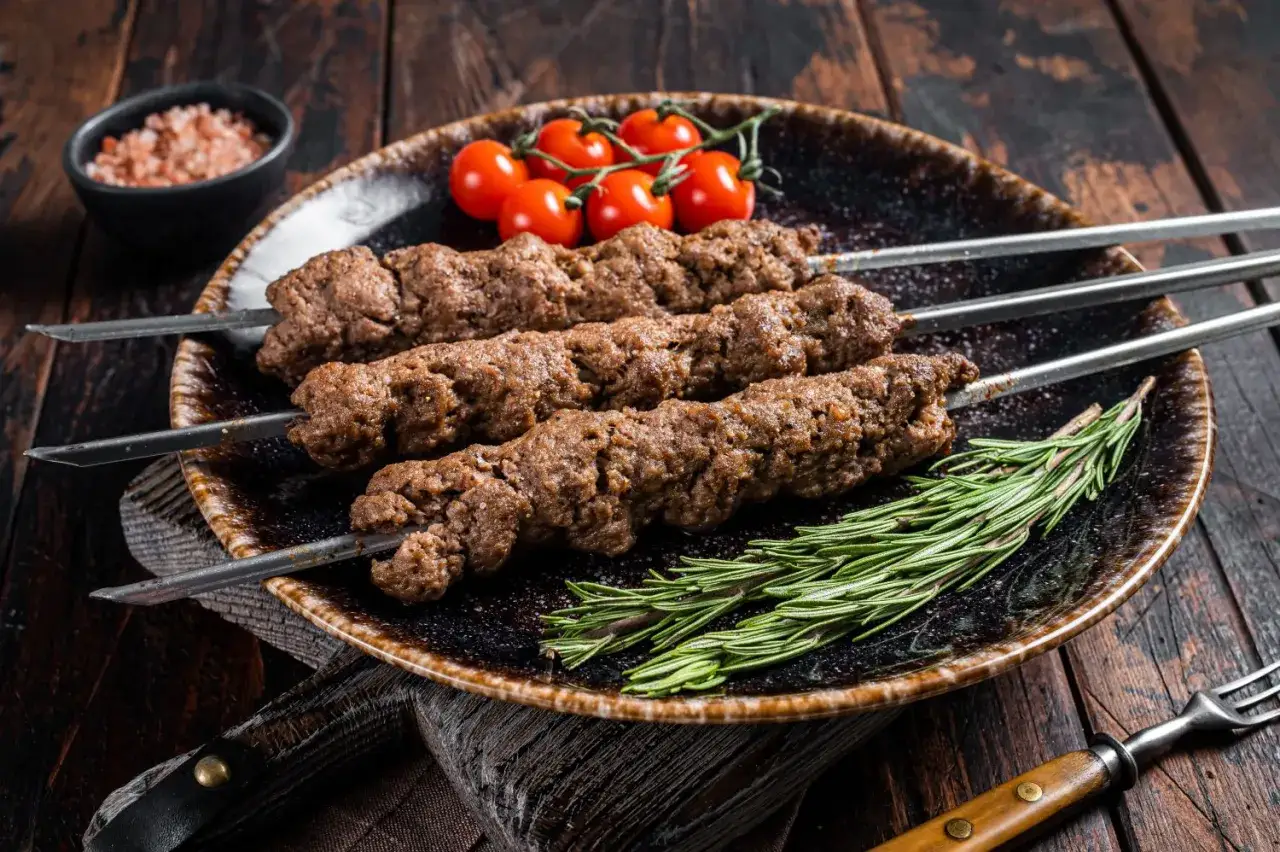 Jakie mięso na kebab z grilla wybrać