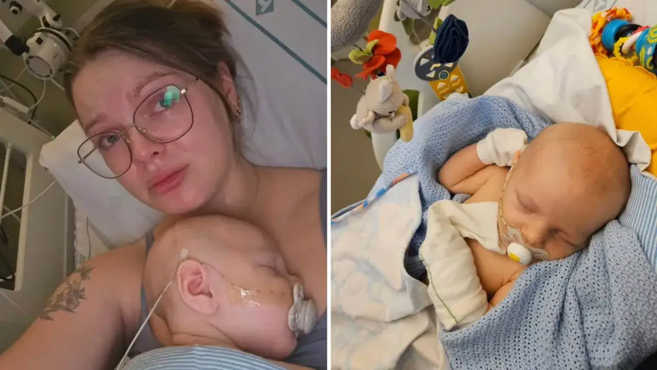 En mamma h&aring;ller sitt sovande barn. Bebis spyr mycket, men mamman &auml;r d&auml;r f&ouml;r att tr&ouml;sta.